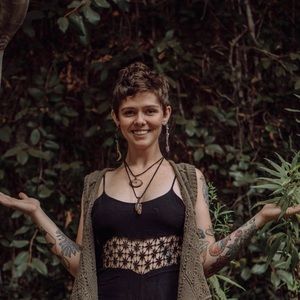 Meet your Posher, Kassandra